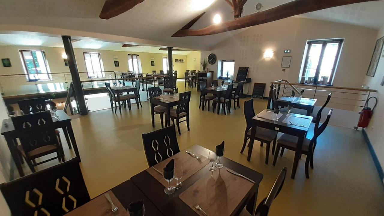 La Boule D'Or Hotell Pouzauges Eksteriør bilde